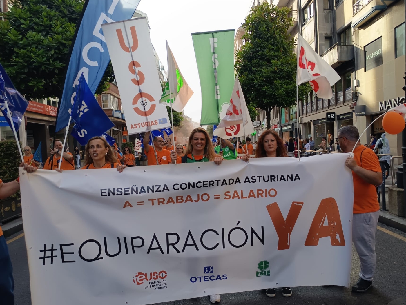2025.06Jun.19 Manifestación en Oviedo concertada asturiana 7